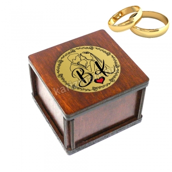 Monogramos, Gyűrűtartó doboz